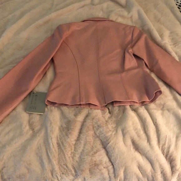 Pink leather jacket - Picture 3 of 4